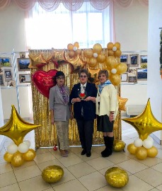 В Новосибирском региональном отделении СЖР прошло праздничное мероприятие «Золотое сердце России». 