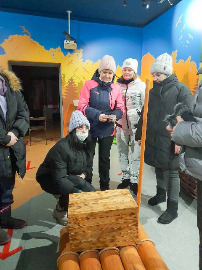 Активисты Сузунской районной женской общественной организации "ВИРИНЕЯ" приняли участие в праздновании 258-летия р.п. Сузун.